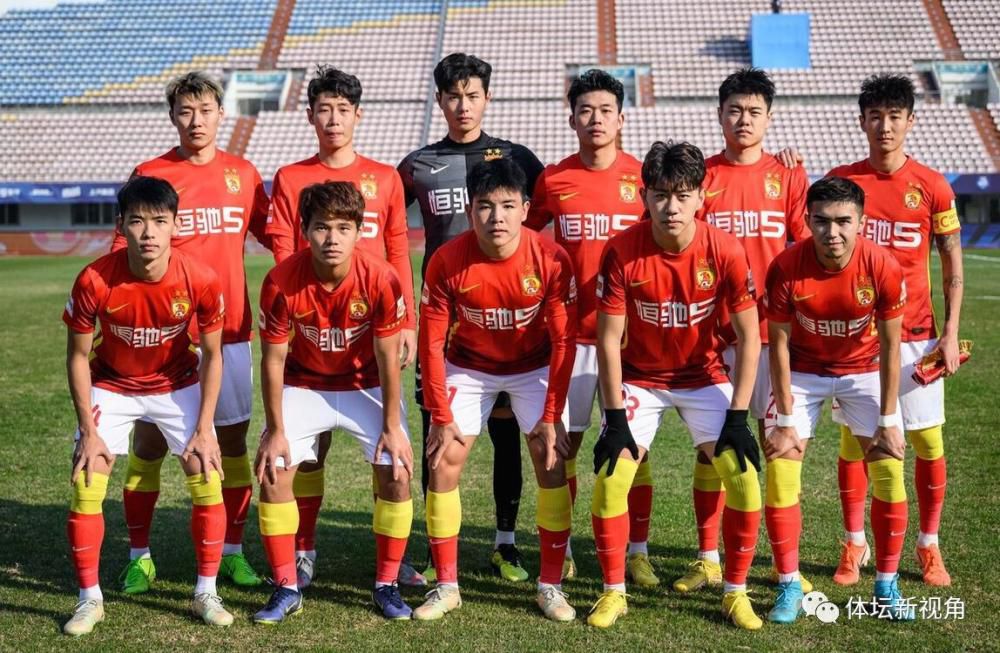 积分榜方面，热刺两连胜积33分仍第五，森林14分第16。